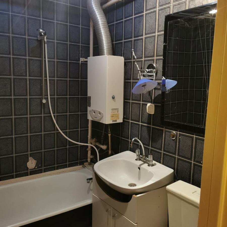 Kawalerka Z Balkonem 27 Apartment Czestochowa Ngoại thất bức ảnh
