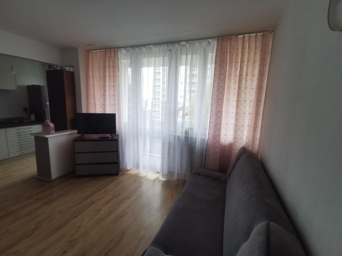 Kawalerka Z Balkonem 27 Apartment Czestochowa Ngoại thất bức ảnh